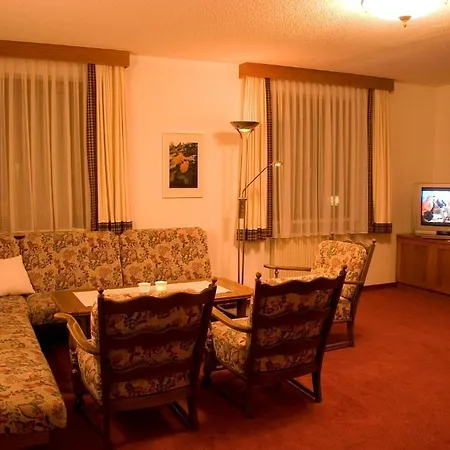 Roggal Apartment
